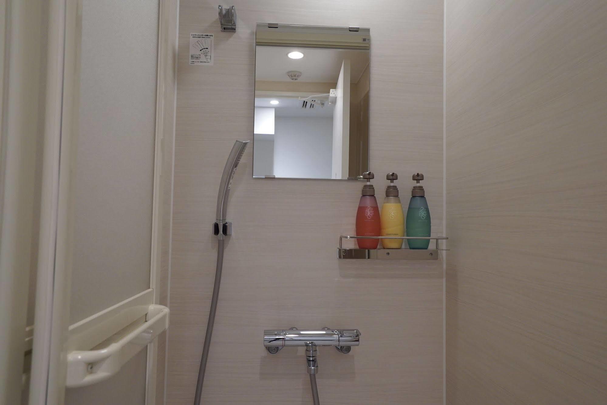 Tamachi Bay Capsulehotel