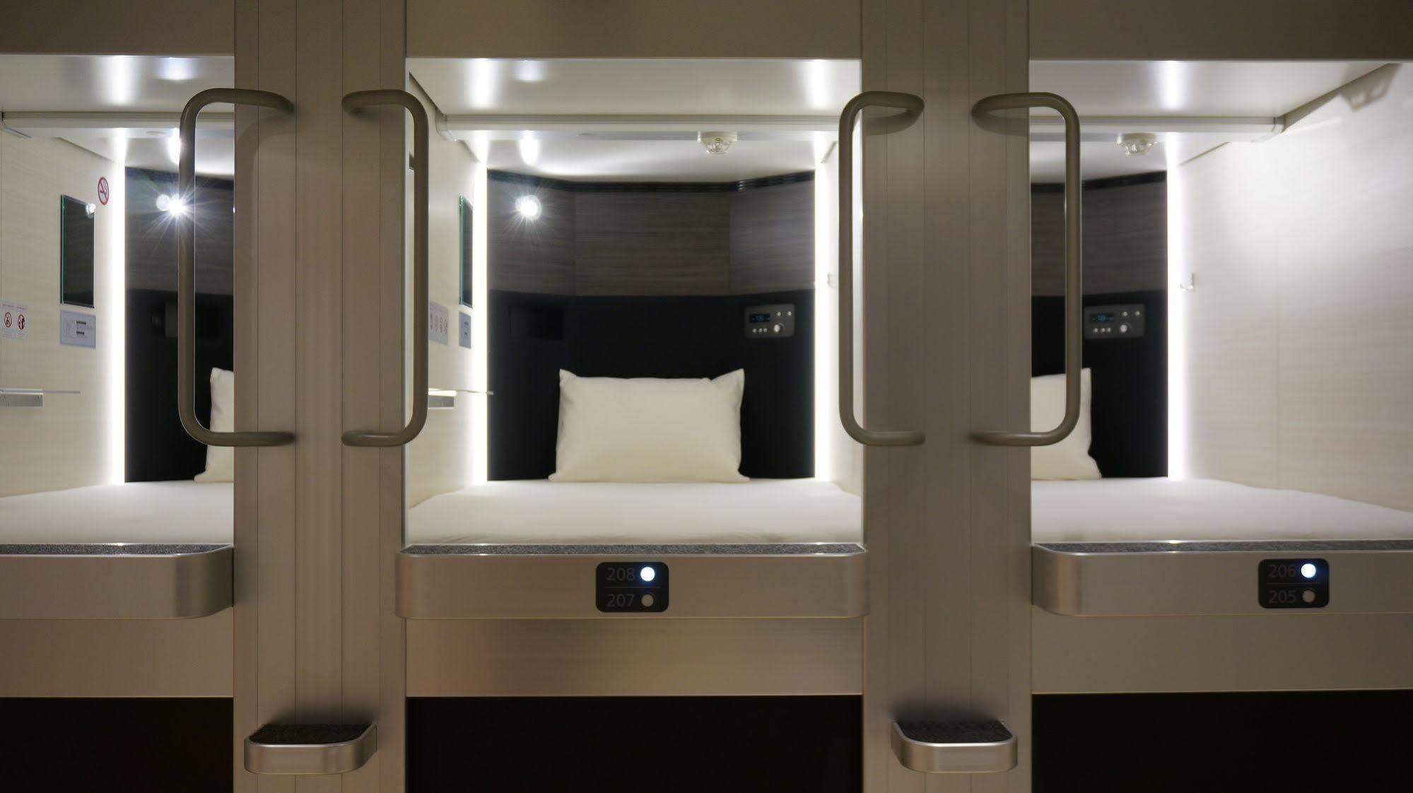 Capsulehotel Tamachi Bay