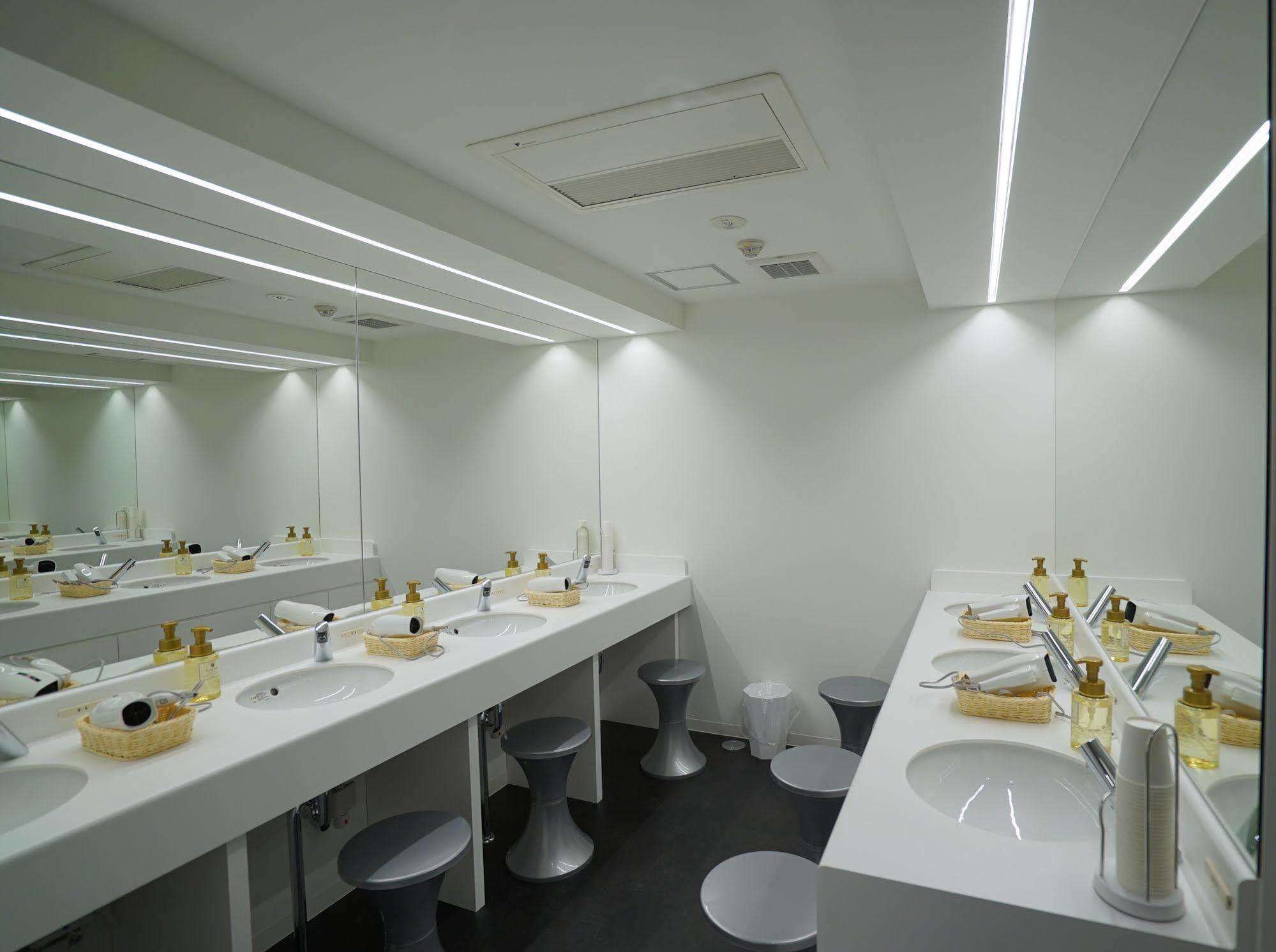 Tamachi Bay Capsulehotel Tokio